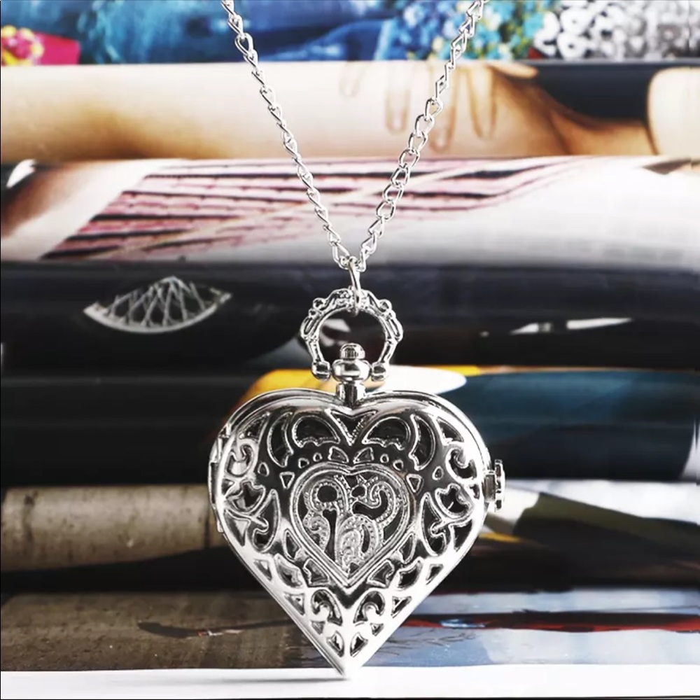 Quartz Antique Style Pendant Watch